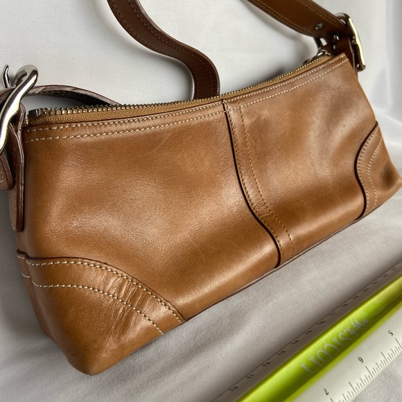 Camel brown leather Coach bag - Picture 3 of 11